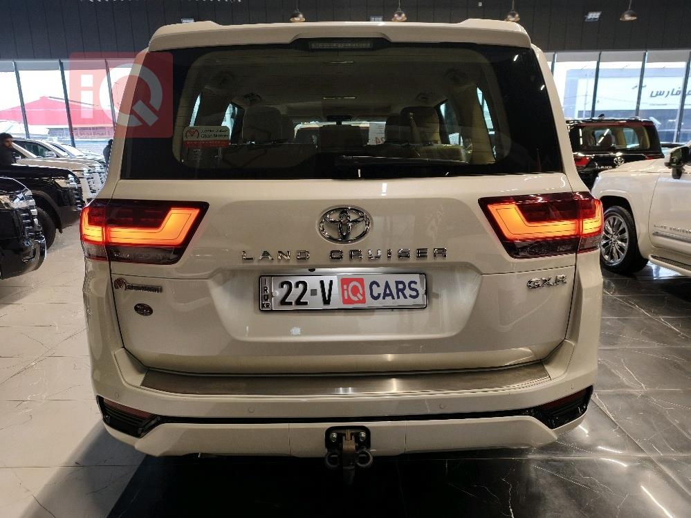 تويوتا لاندكروزر